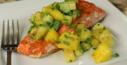 Best salmon with mango salsa recipe