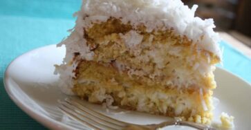 Sour cream coconut cake